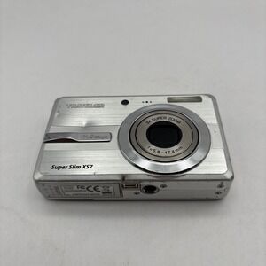 Traveler Digital Camera Super Slim XS 70 7.0MP Silver & Case Untested No Charger